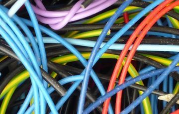 Global Nissi Cables de colores